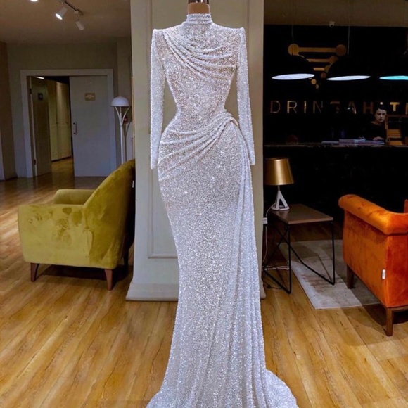Couture Dress - Picture 1 of 2